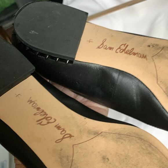 Sam Edelman Size 4 Black Pointy toe Flats with black spikes around heel - Picture 7 of 8